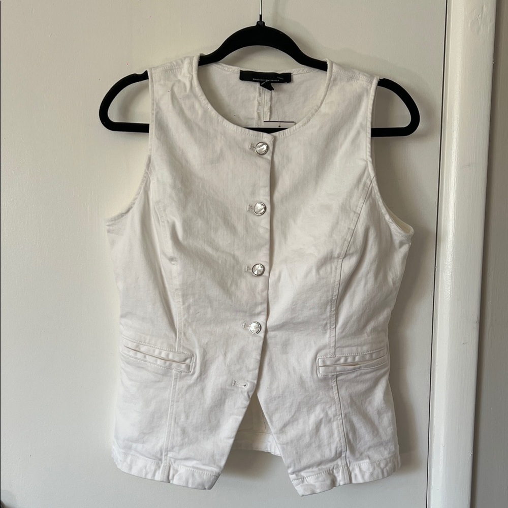 White House Black Market white Sleeveless Top